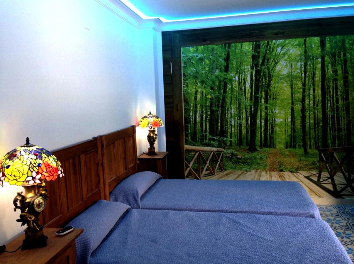 Podiumberg Hotel Quatretondeta Екстериор снимка