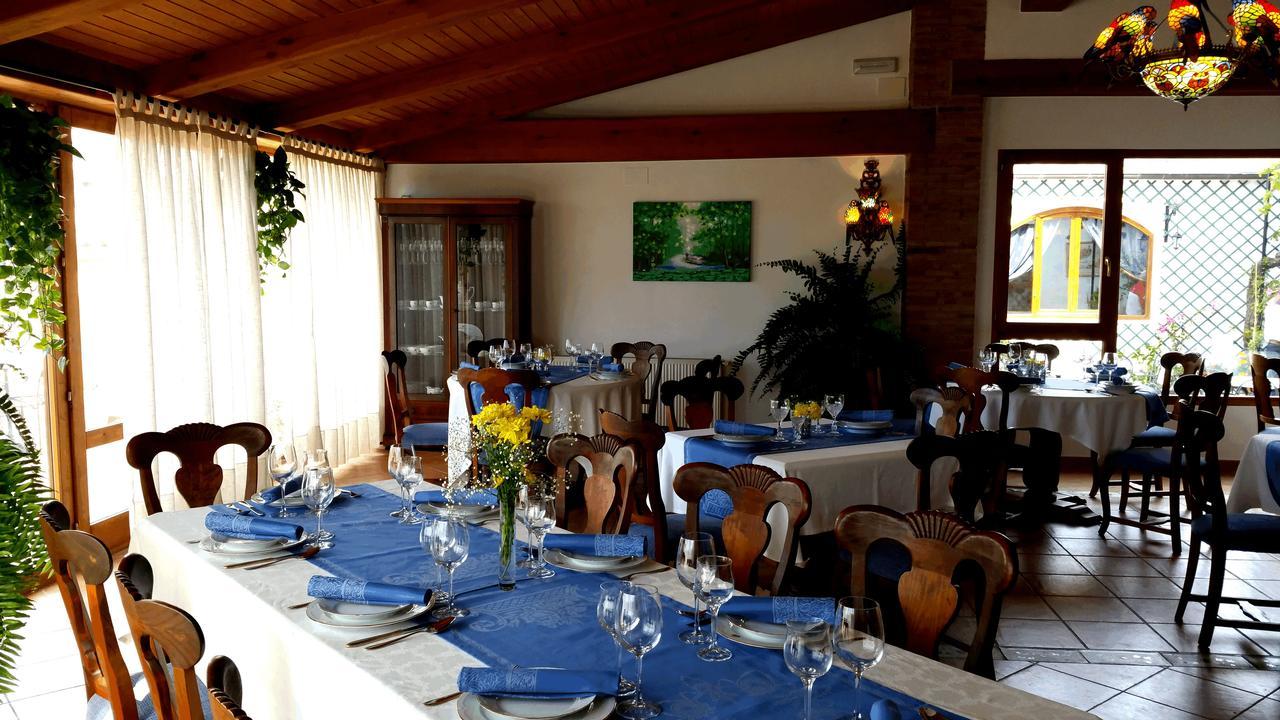 Podiumberg Hotel Quatretondeta Екстериор снимка