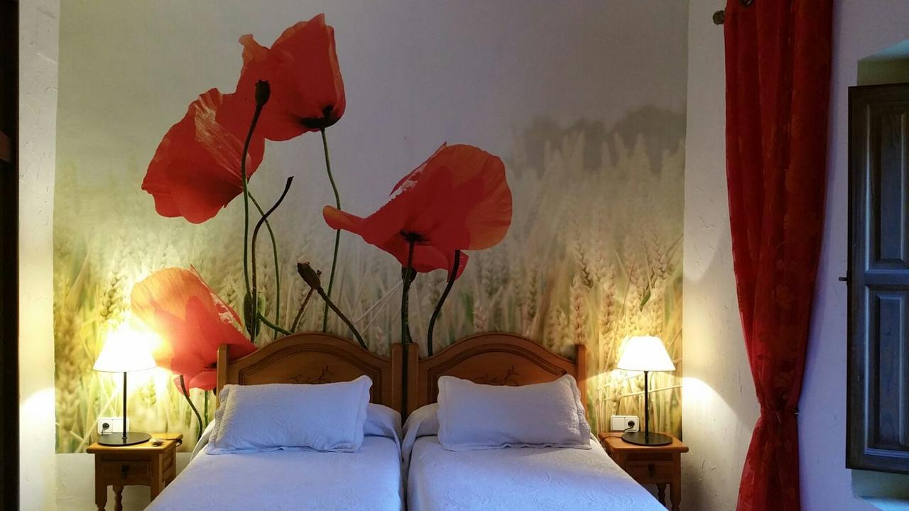 Podiumberg Hotel Quatretondeta Екстериор снимка